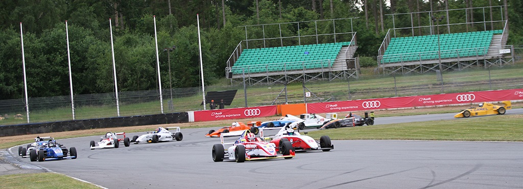 Det største formelfelt i Danmark mange år.
(Foto: Motorsporten.dk)